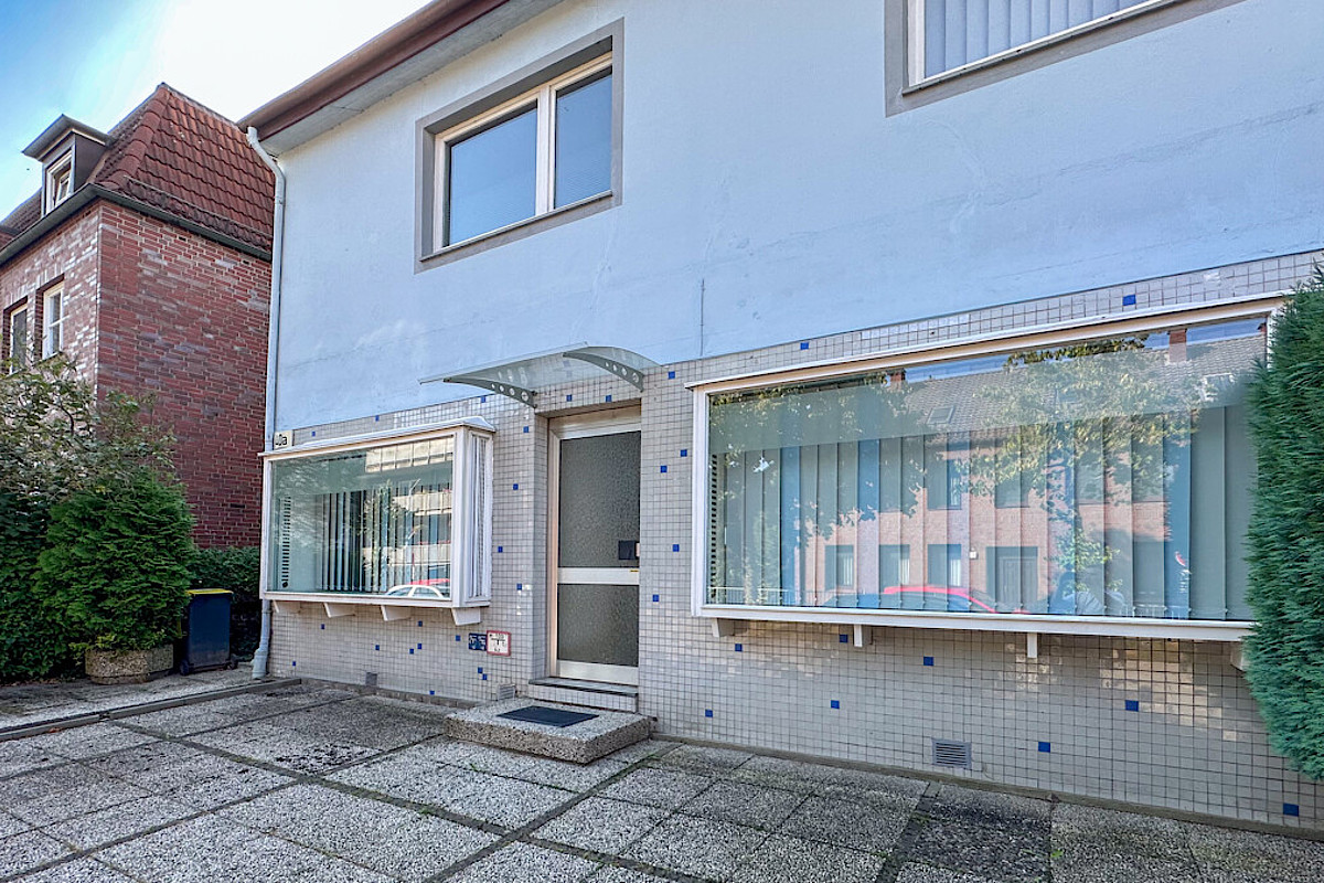 Grundstück Kauf 21029 Hamburg Hauseingang links