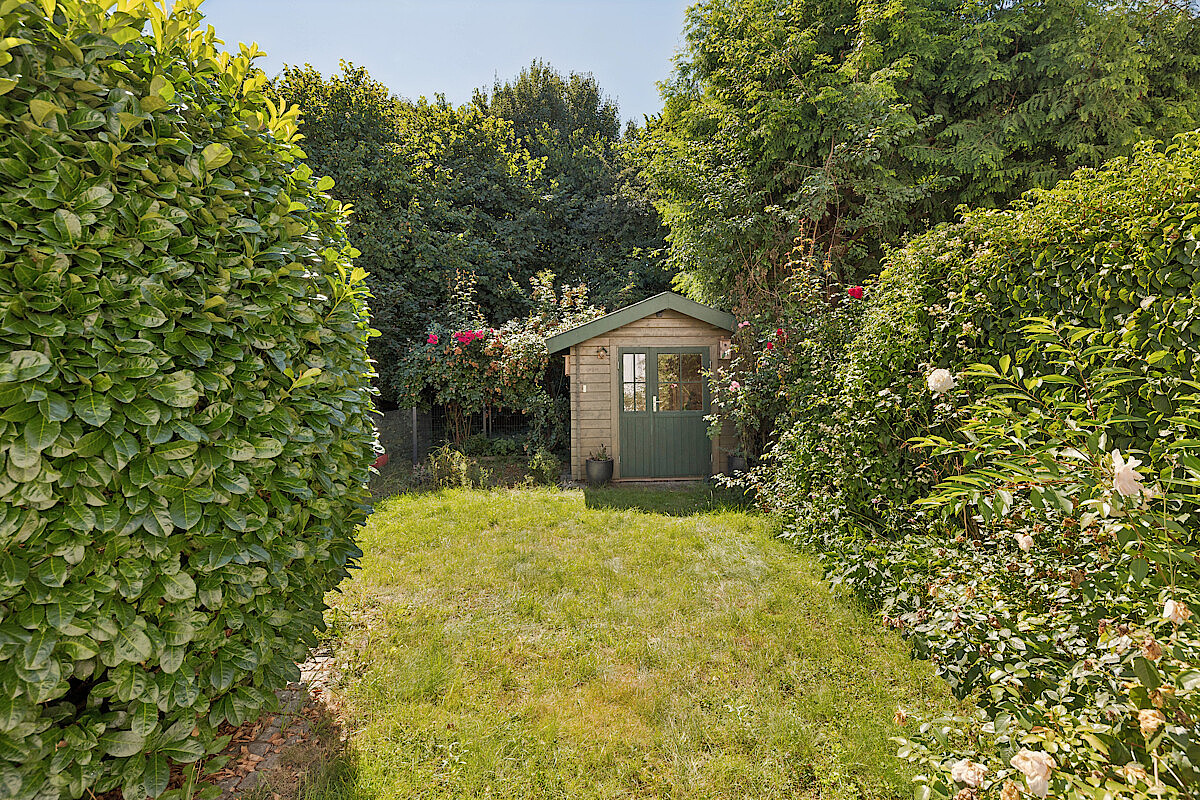Haus Kauf 25451 Quickborn , Kreis Pinneberg Liebevoll angelegter Garten mit Gartenhäuschen